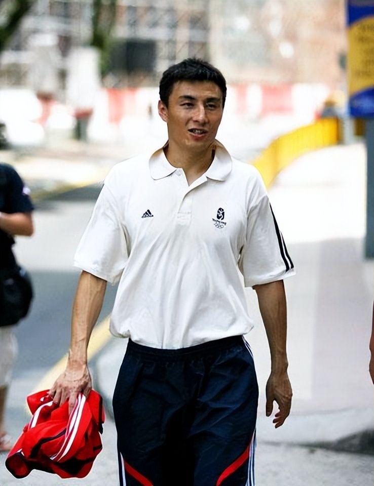 48岁兰帕德狂笑！英超升班马4